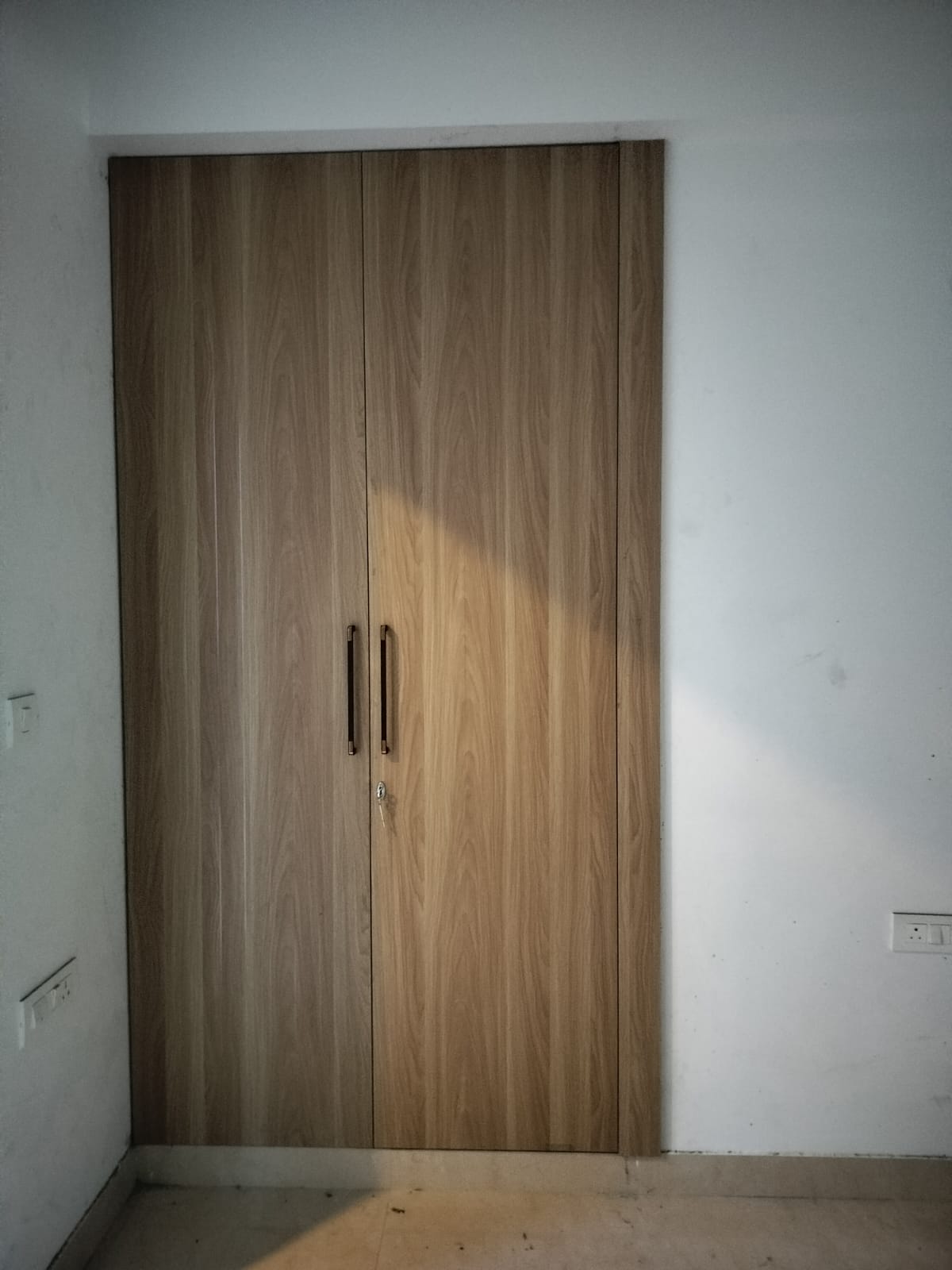 Custom Bedroom Wardrobe Interior Design